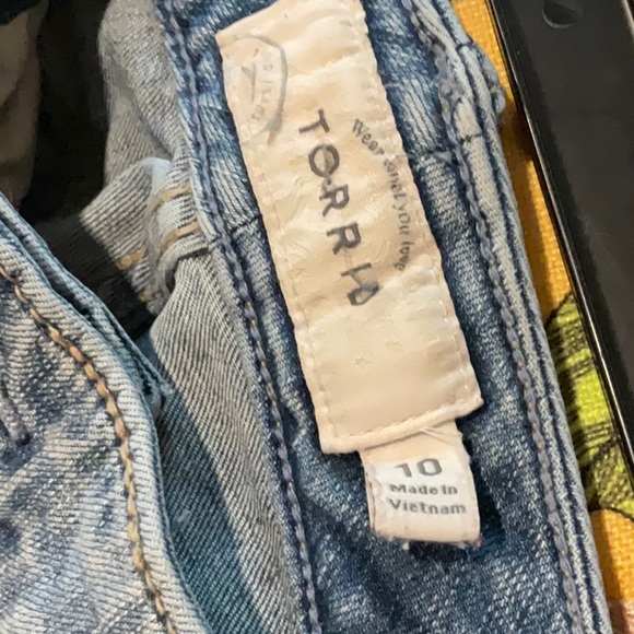 Torrid sz 10 Jeans - Picture 3 of 3